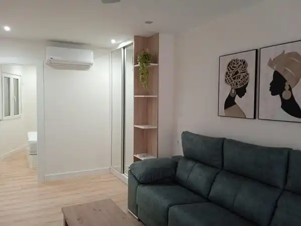 Flat for rent in Plaza Jose María de Artés, Casco Antiguo