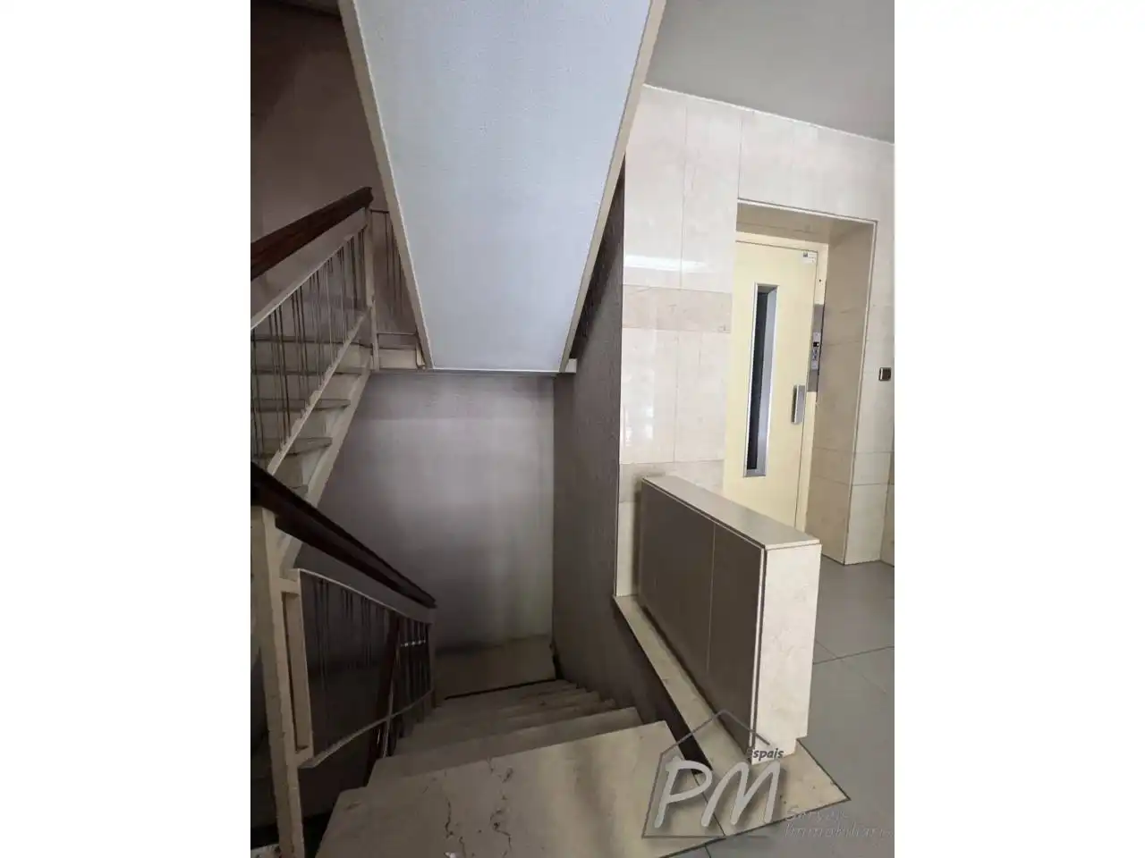 Garage zur Miete in Girona