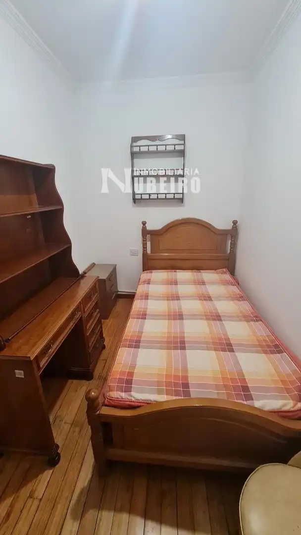 Dormitori de Pis en venda en Lugo amb Calefacció, Traster i Moblat