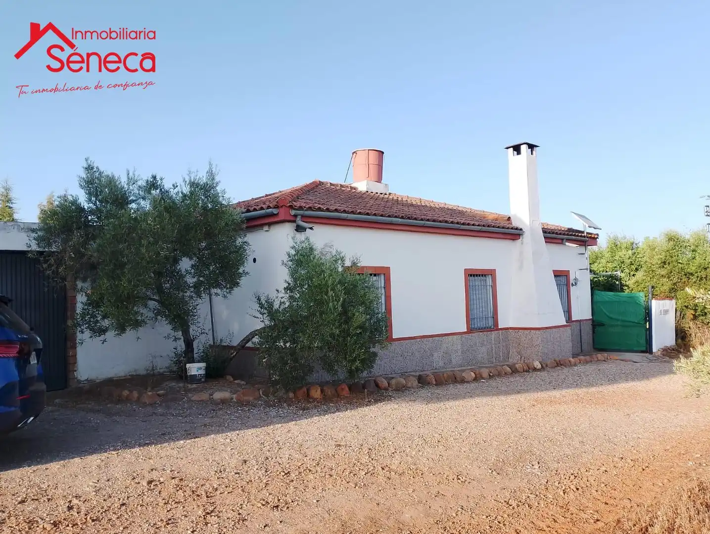 Exterior view of Houses for sale in Montoro  with Air Conditioner and Furnished