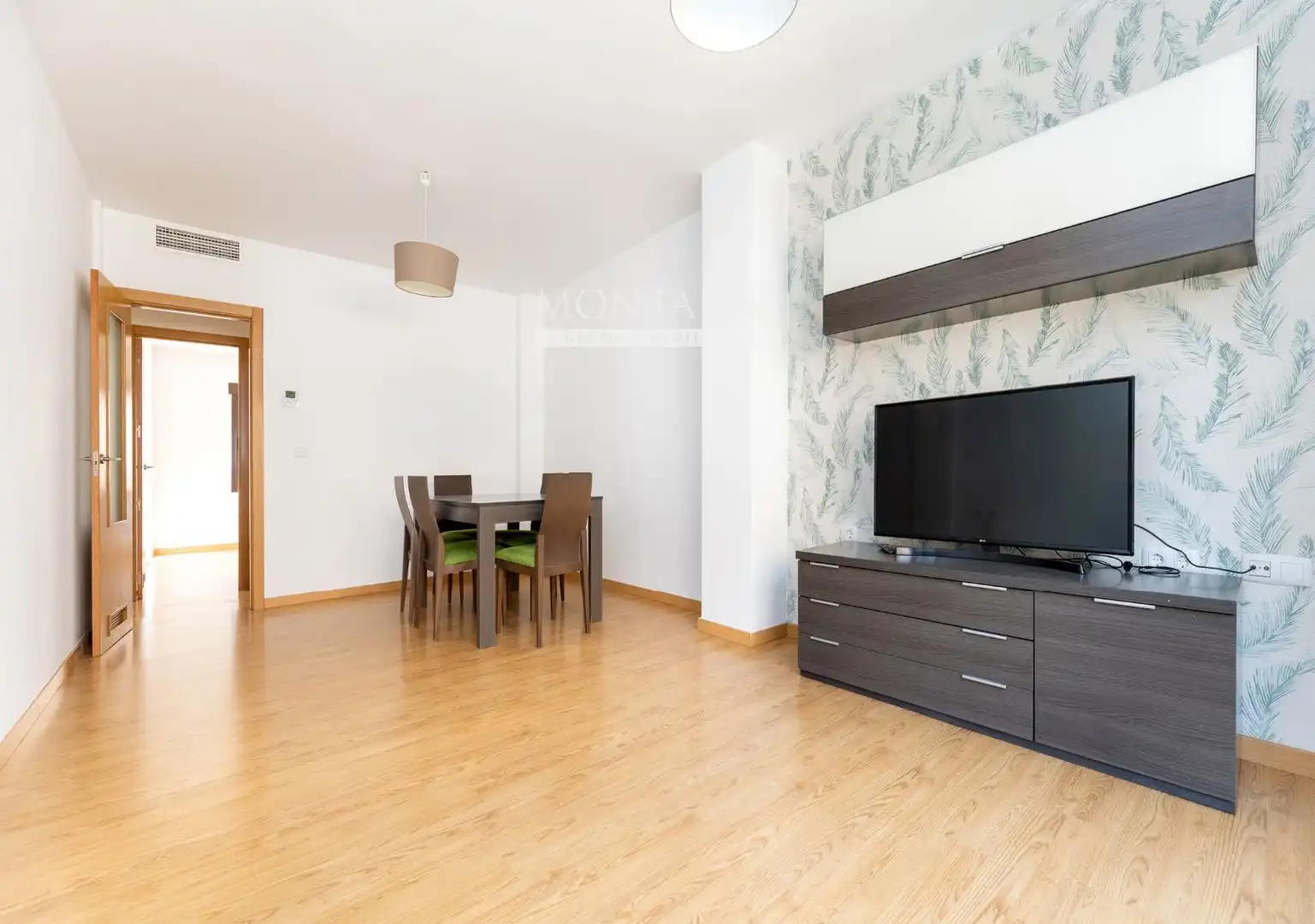 Sala d'estar de Pis de lloguer en Atarfe amb Moblat