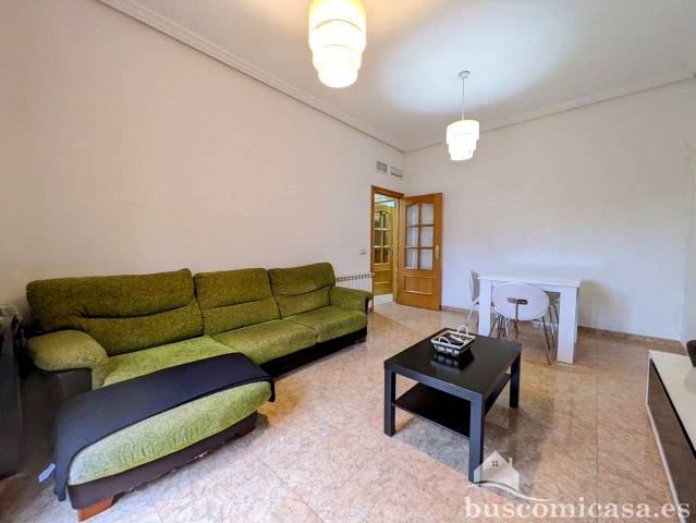 Planta baja en Alquiler en Raphael en San Gonzalo