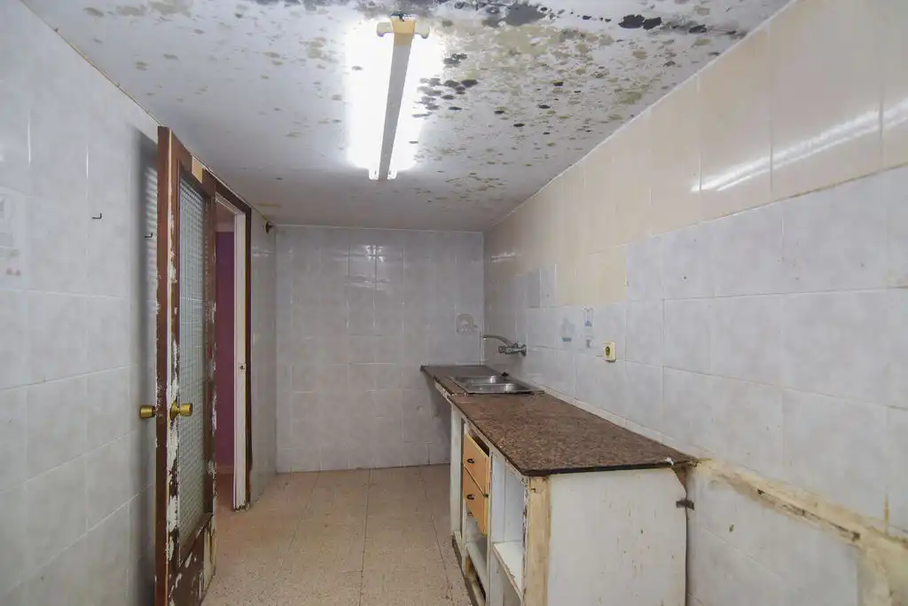 Piso en venta en C/ Lleida, Sant Joan Baptista