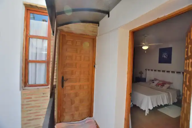 Casa adosada en venta en Benaoján con Calefacción, Terraza y Jacuzzi