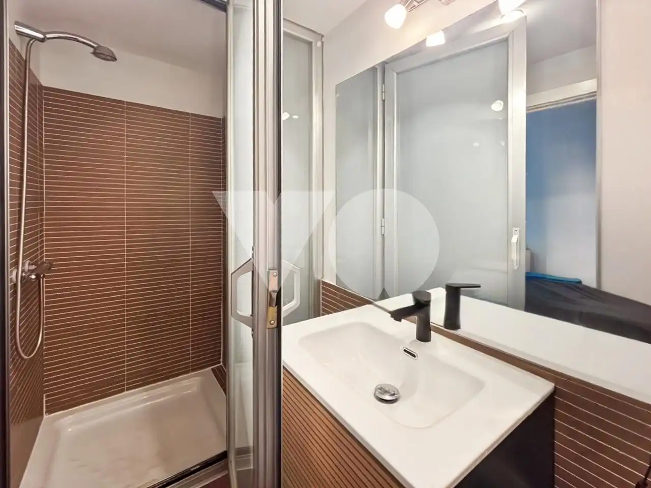 Baño de Dúplex en venta en Madrid con Aire acondicionado