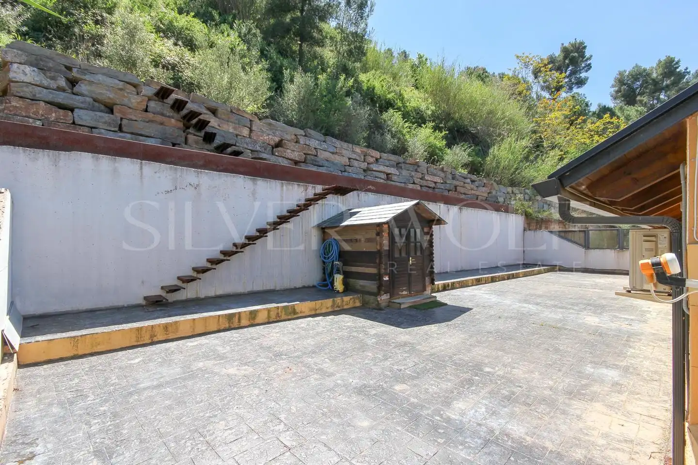 Vista exterior de Casa o chalet en venta en Vallirana con Aire acondicionado, Calefacción y Jardín privado