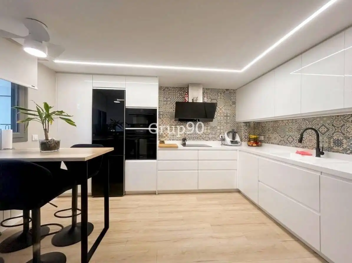Cocina de Casa adosada en venta en Lleida con Aire acondicionado, Calefacción y Jardín privado