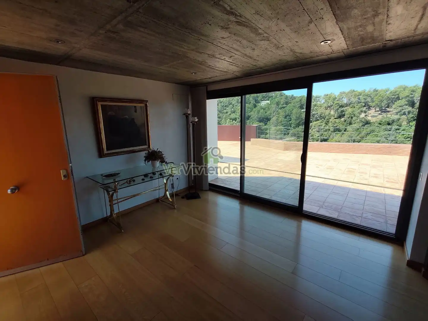 Sala d'estar de Casa o xalet en venda en Sant Cugat del Vallès amb Aire condicionat, Calefacció i Jardí privat