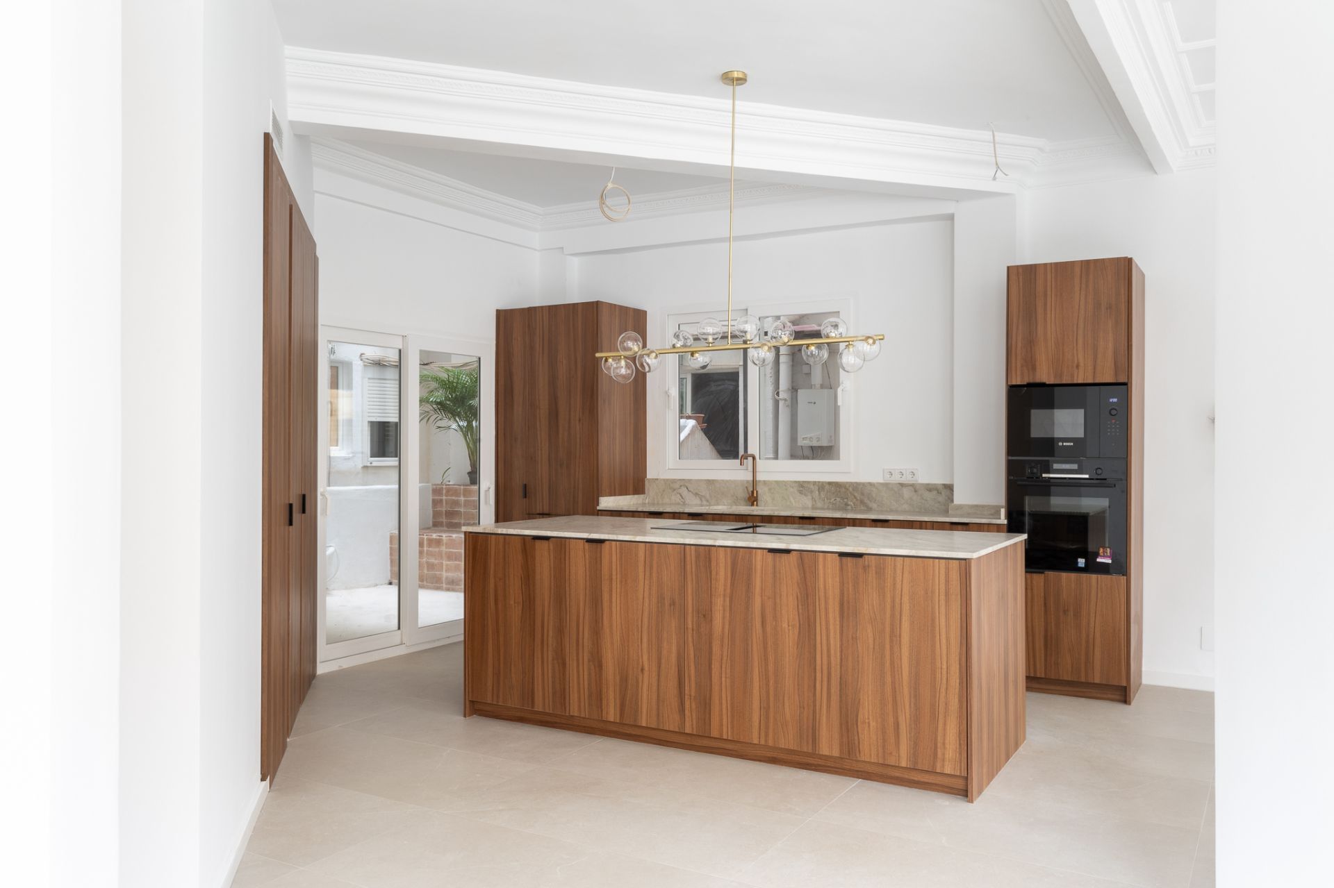 Kitchen of Flat for sale in  Valencia Capital  with Air Conditioner and Terrace