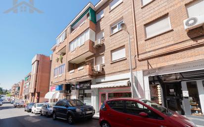 Exterior view of Flat for sale in Majadahonda  with Air Conditioner and Terrace