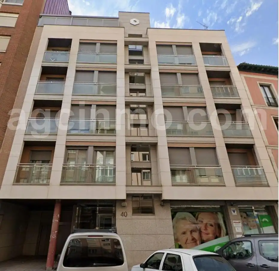Exterior view of Flat for sale in Valladolid  with Air Conditioner, Heating and Terrace