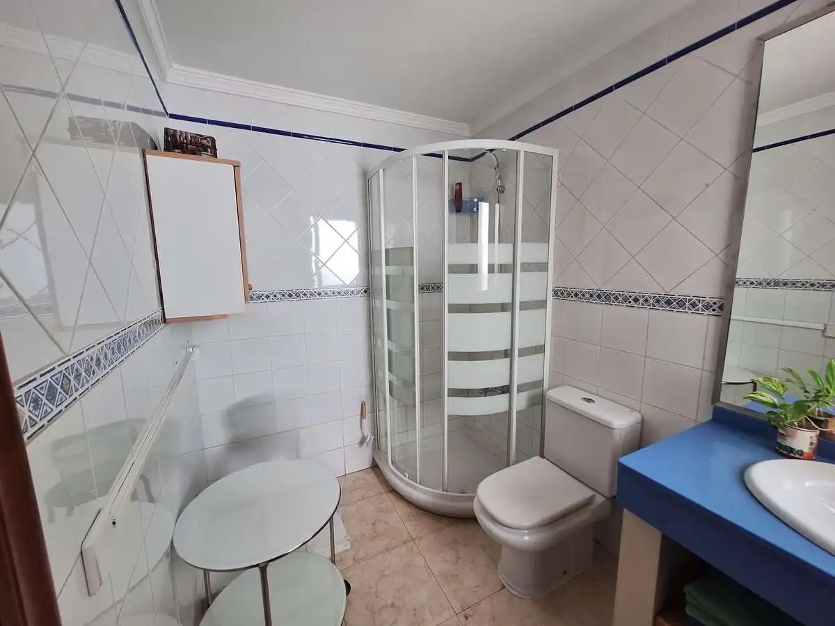 Badezimmer von Wohnung zur Miete in Arrecife