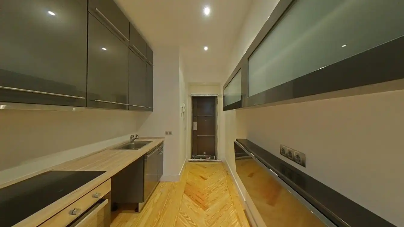 Cuina de Pis en venda en Madrid amb Calefacció i Parquet