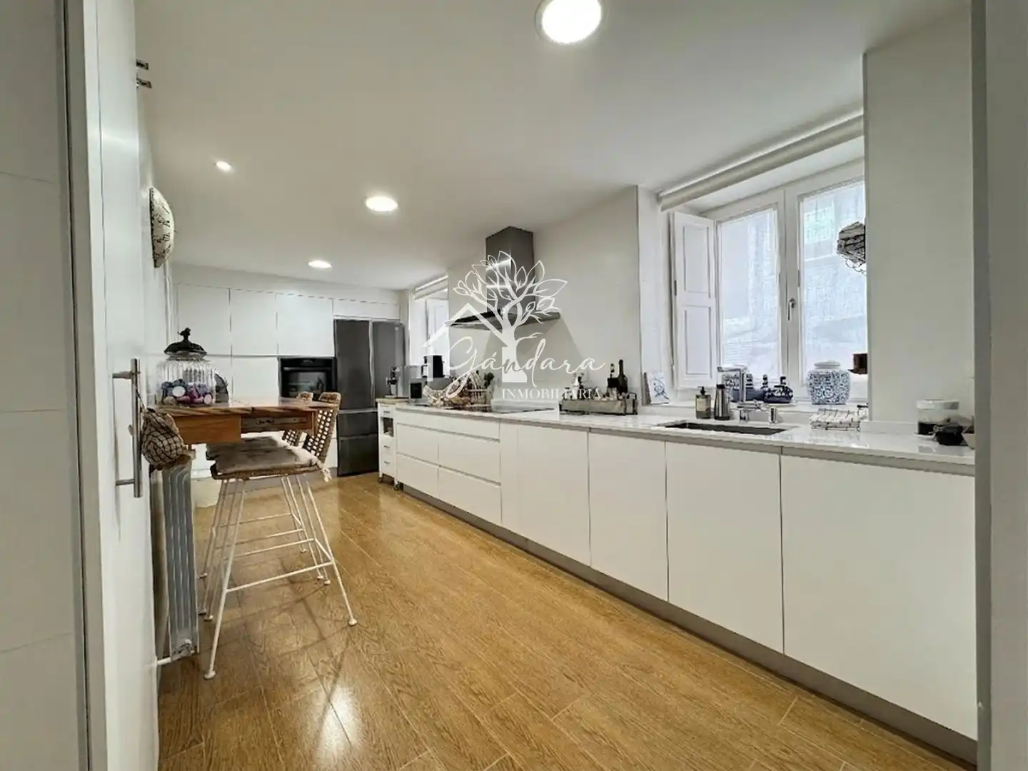 Küche von Wohnung zum Verkauf in Ares mit Heizung, Terrasse und Ofen