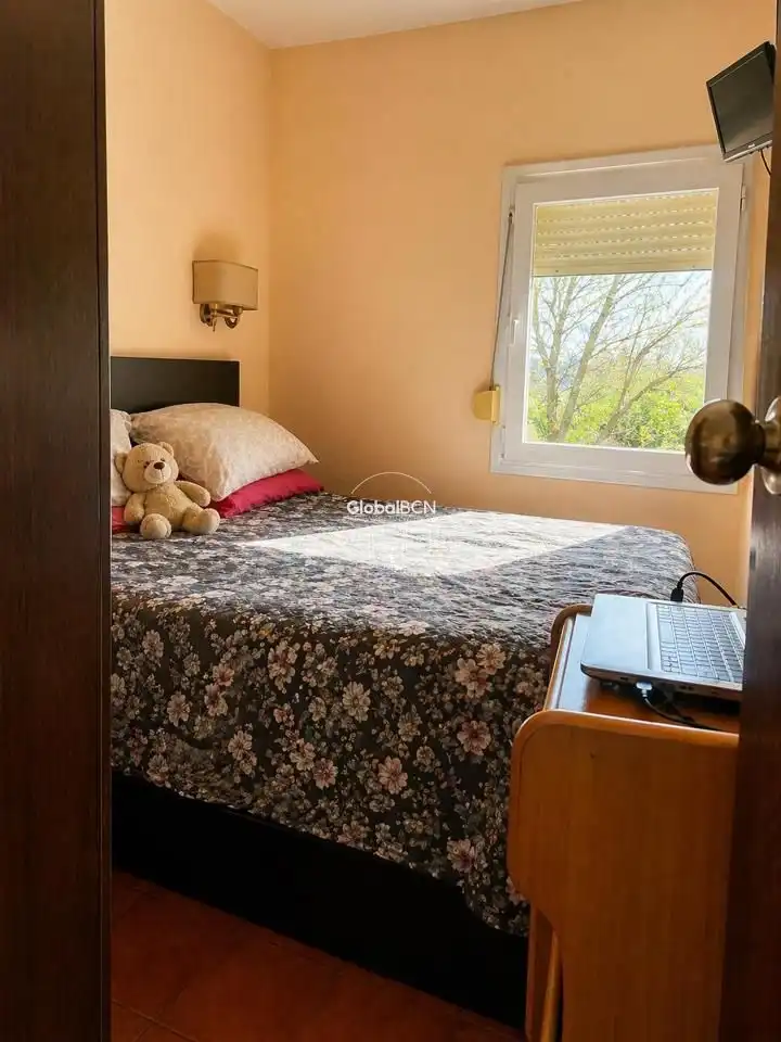 Bedroom of Flat for sale in Barcelona  with Air Conditioner