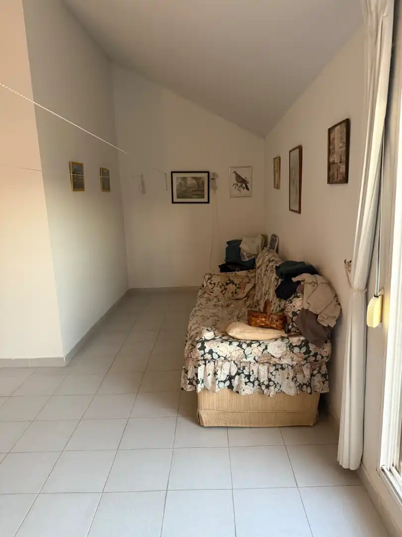 Casa adosada en venta en Calle Castillo de Rena, Avenida Elvas
