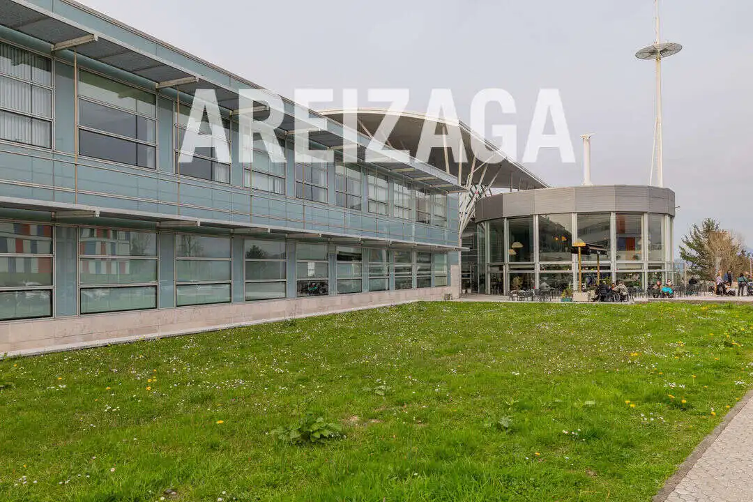 Vista exterior de Oficina en venta en Donostia - San Sebastián  con Aire acondicionado y Calefacción