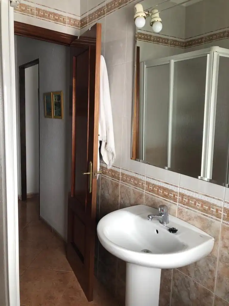Bany de Pis en venda en Sevilla amb Aire condicionat i Balcó