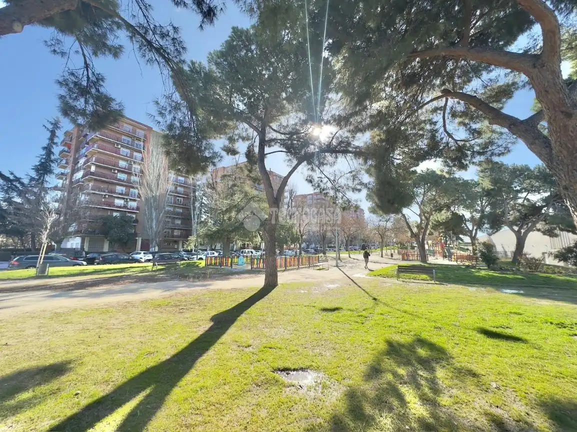 Piso en venta en Móstoles con Aire acondicionado, Calefacción y Parquet