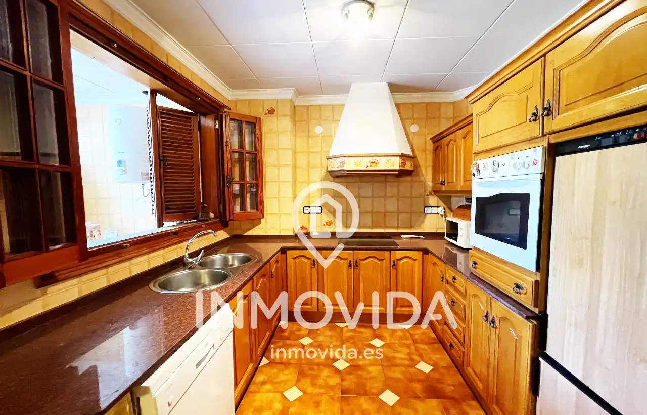 Cuina de Casa o xalet en venda en Mogente / Moixent amb Aire condicionat, Jardí privat i Terrassa