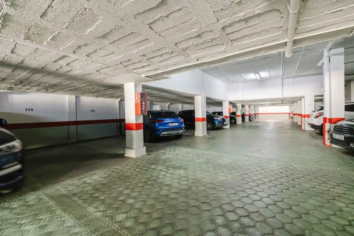 Piso con terraza en venta en Av. de Europa, imagen 34