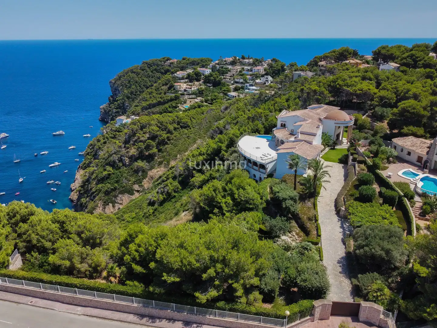 Vista exterior de Casa o xalet en venda en Jávea / Xàbia amb Aire condicionat, Jardí privat i Terrassa
