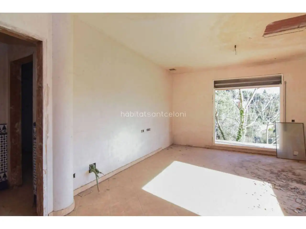 Casa con jardín en venta en Calle Baix Ebre 9, imagen 25