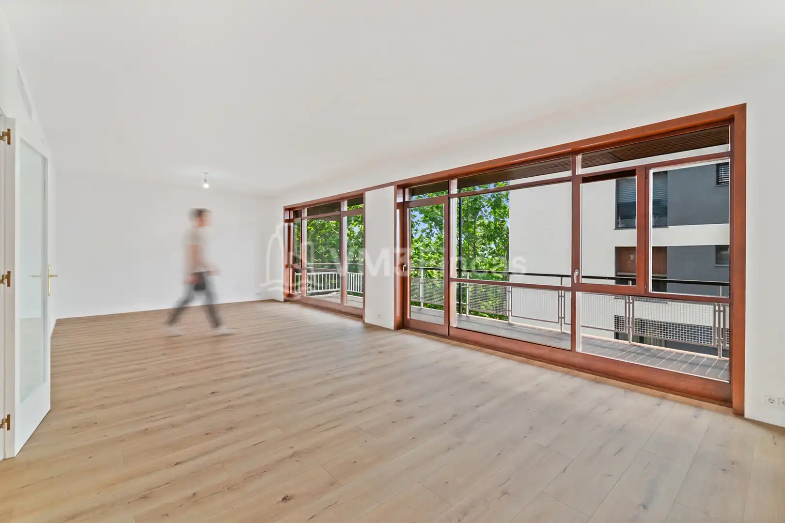 Außenansicht von Wohnung zur Miete in Barcelona mit Klimaanlage, Heizung und Parkett