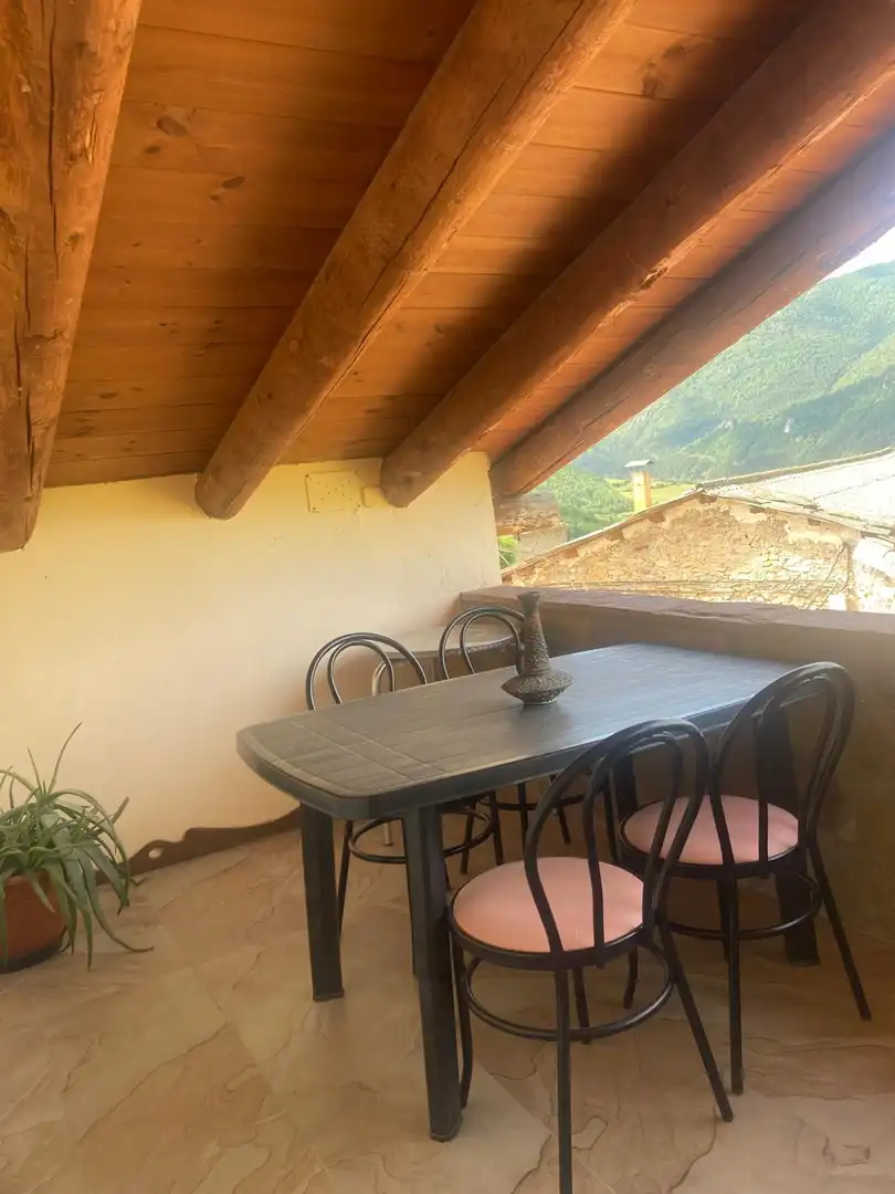 Terrassa de Casa o xalet en venda en El Pont de Suert amb Calefacció, Jardí privat i Parquet