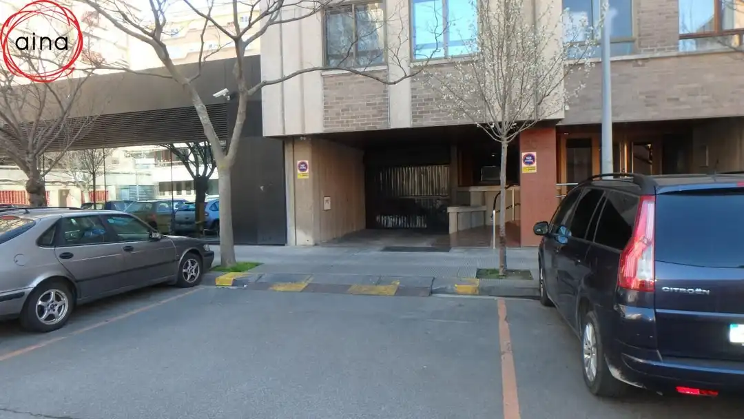 Aparcament en venda a Iturrama, imagen 2