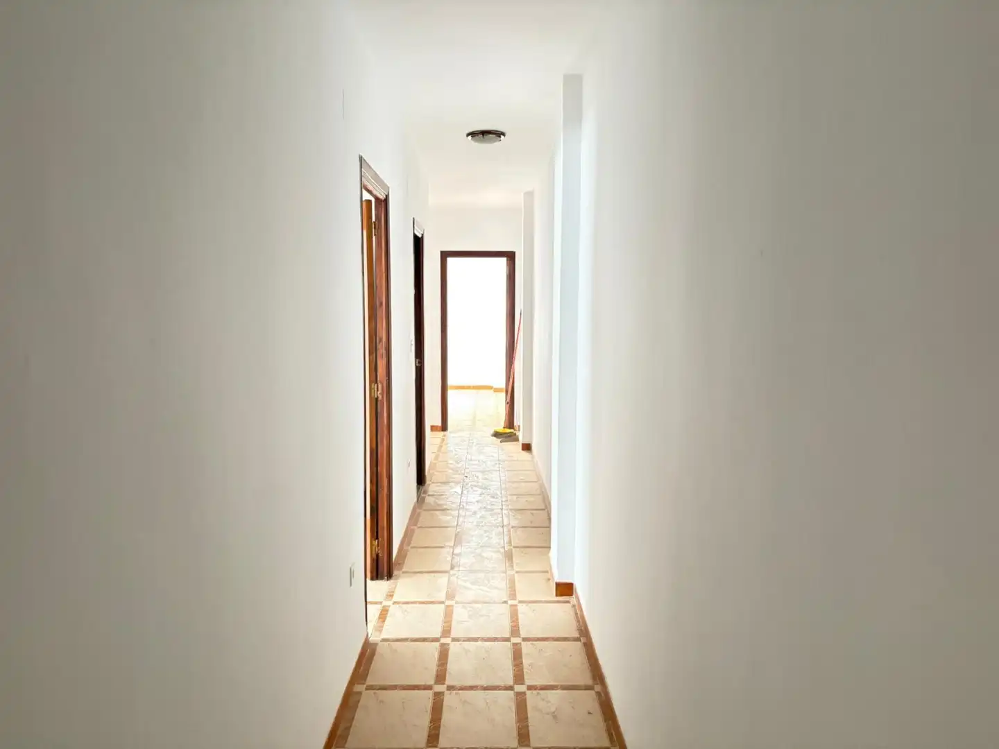 Piso en venta en Jamilena con Balcón