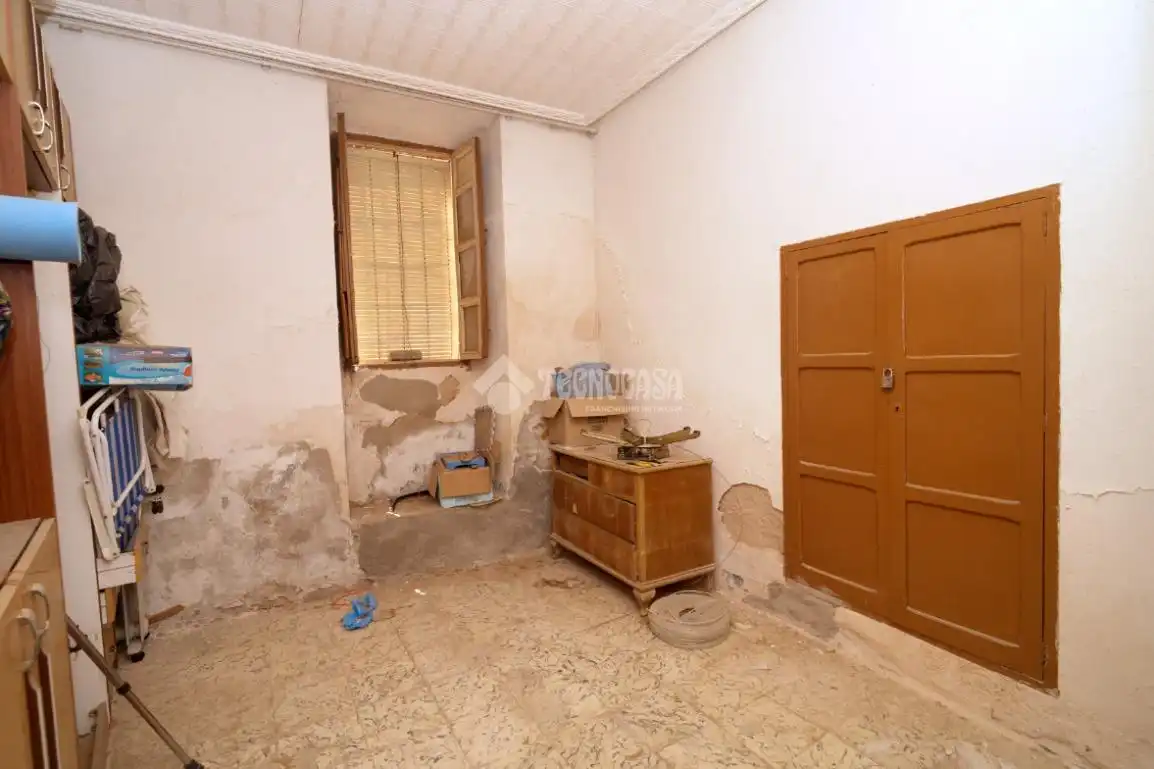 Einfamilien-Reihenhaus zum Verkauf in Linares