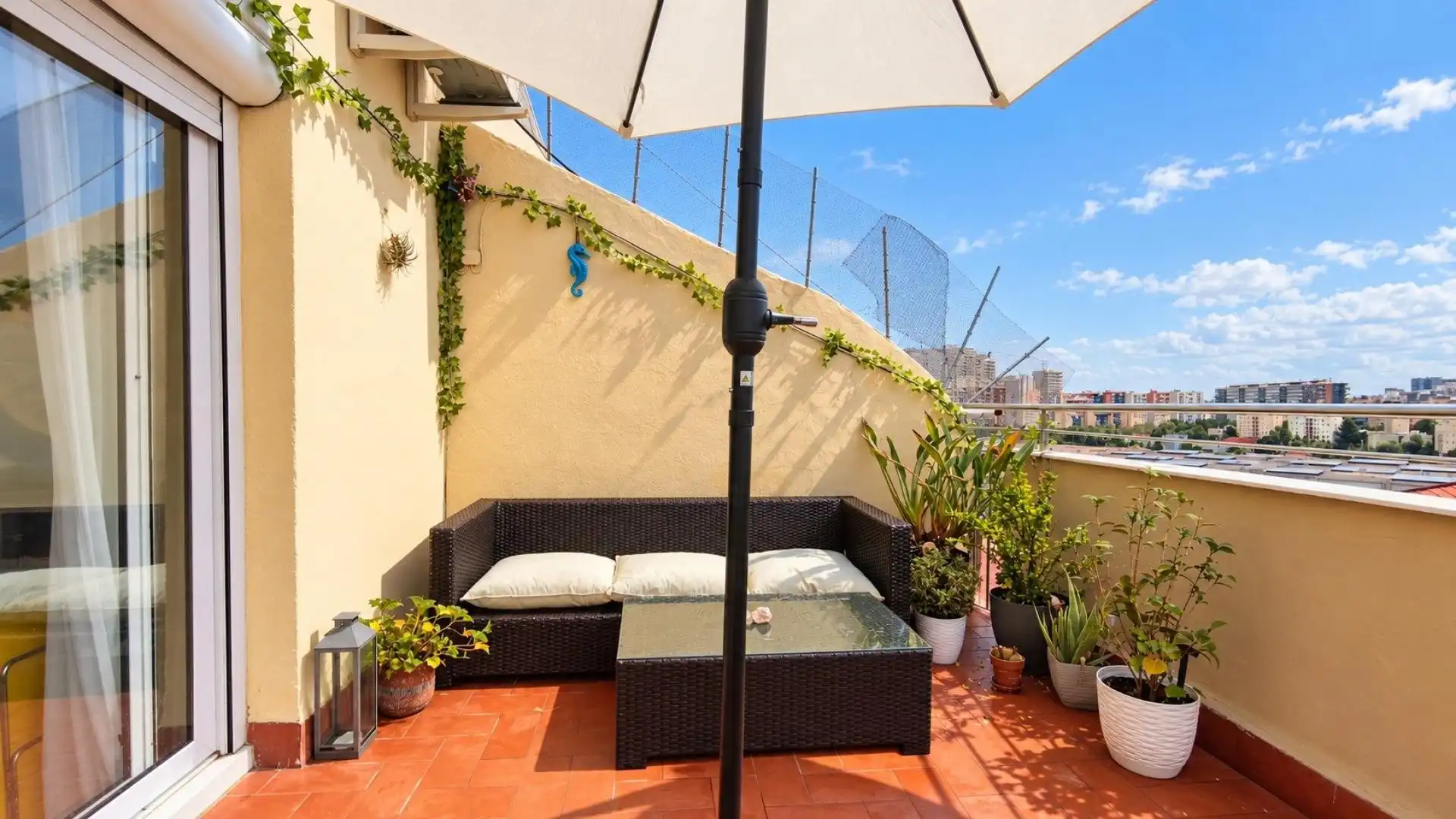 Attique avec ascenseur à vendre à Sant Andreu