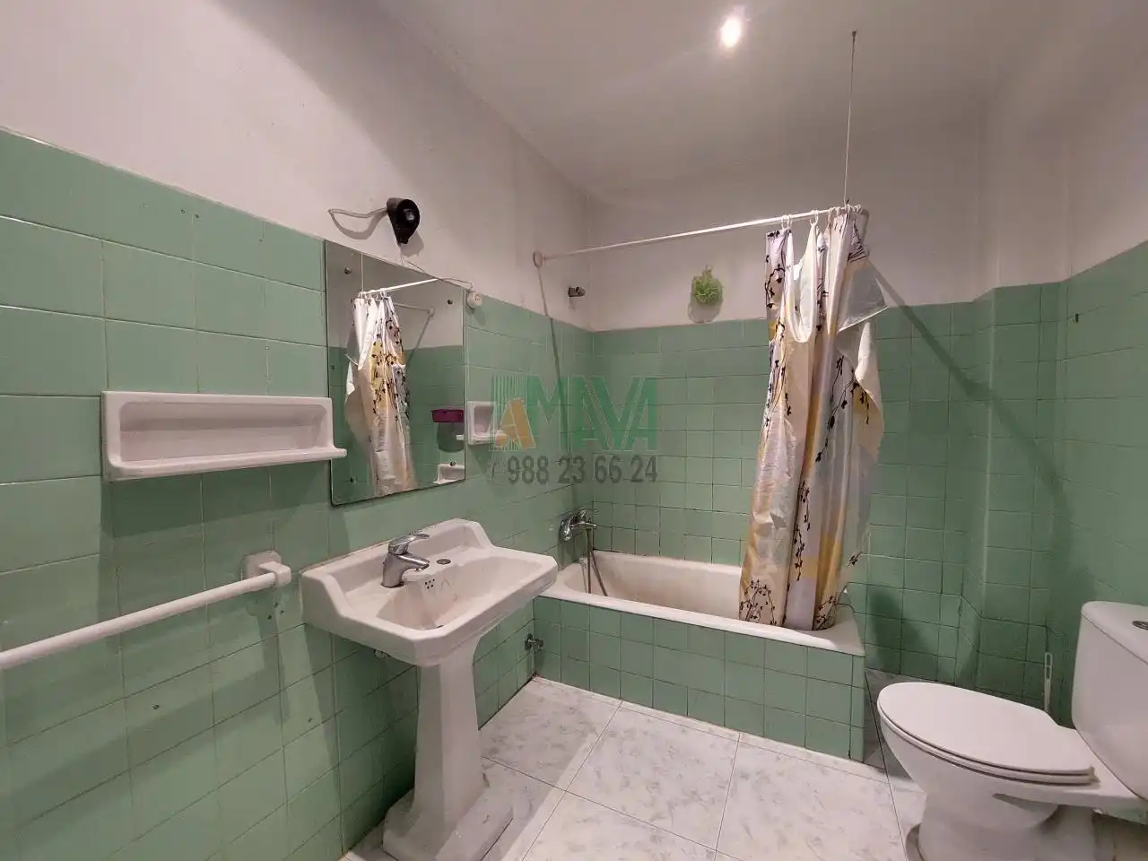 Baño de Piso en venta en Ourense Capital  con Calefacción y Balcón