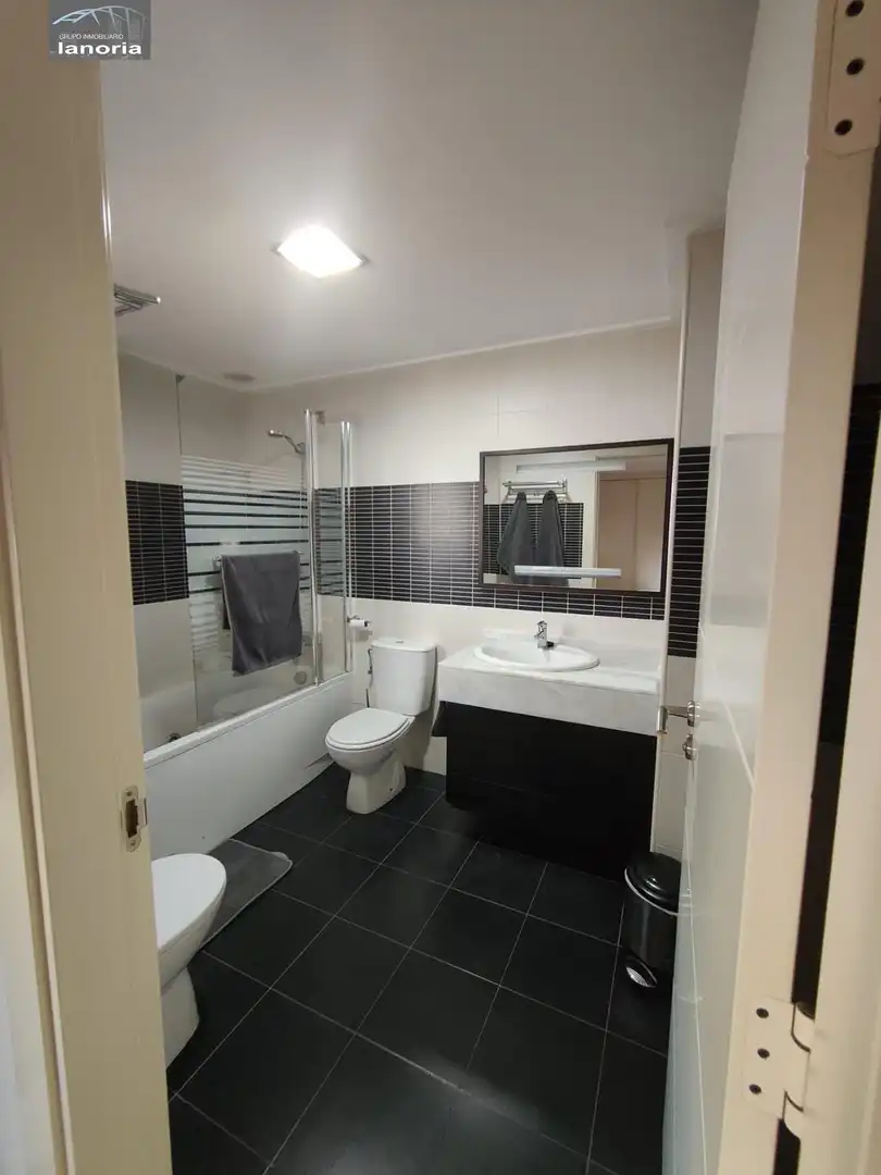 Baño de Casa adosada en venta en Albacete con Aire acondicionado, Calefacción y Terraza