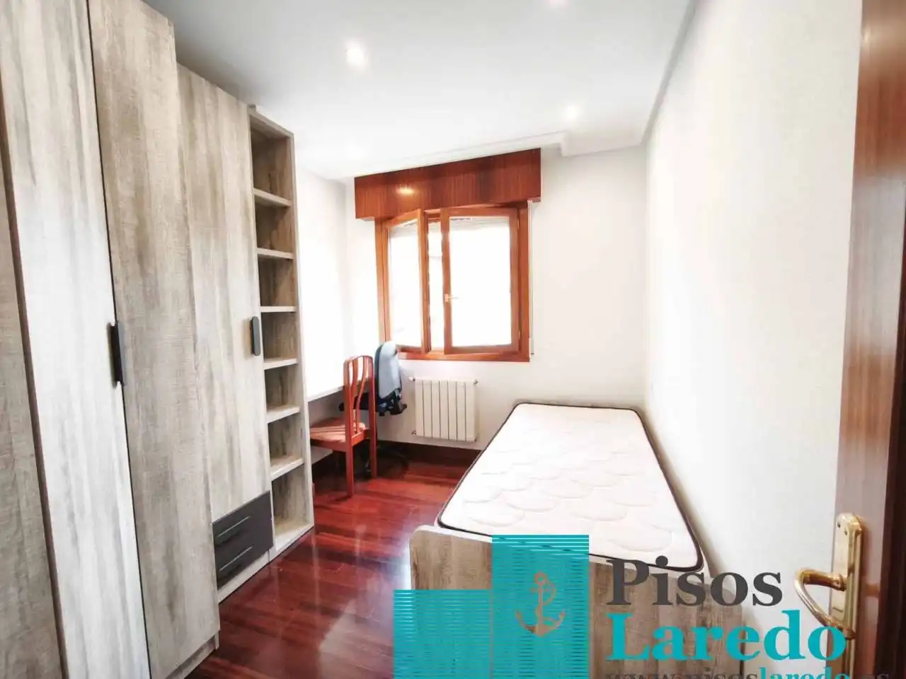 Habitación de Piso en venta en Voto con Calefacción y Balcón