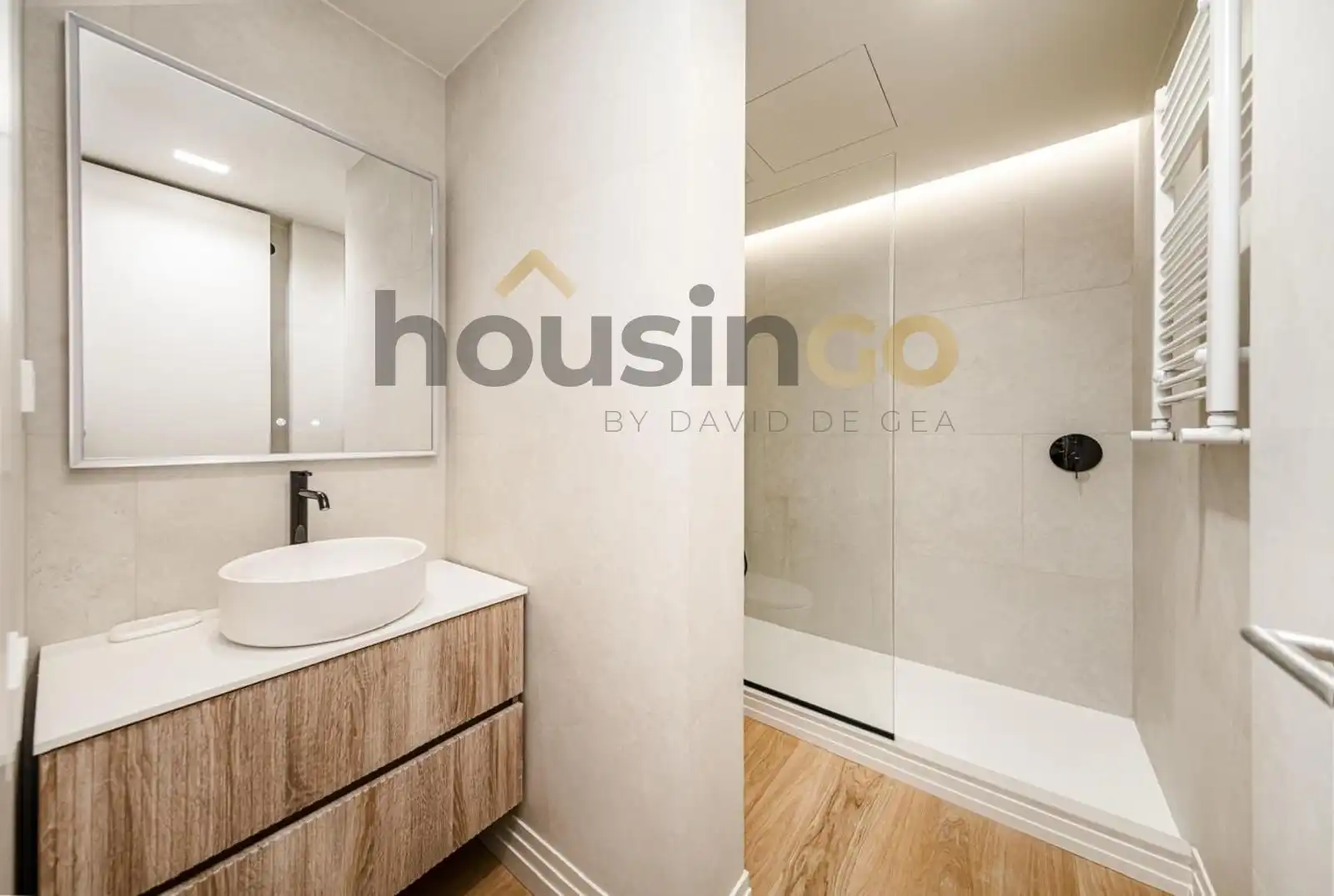 Baño de Piso en venta en Madrid con Aire acondicionado, Calefacción y Amueblado