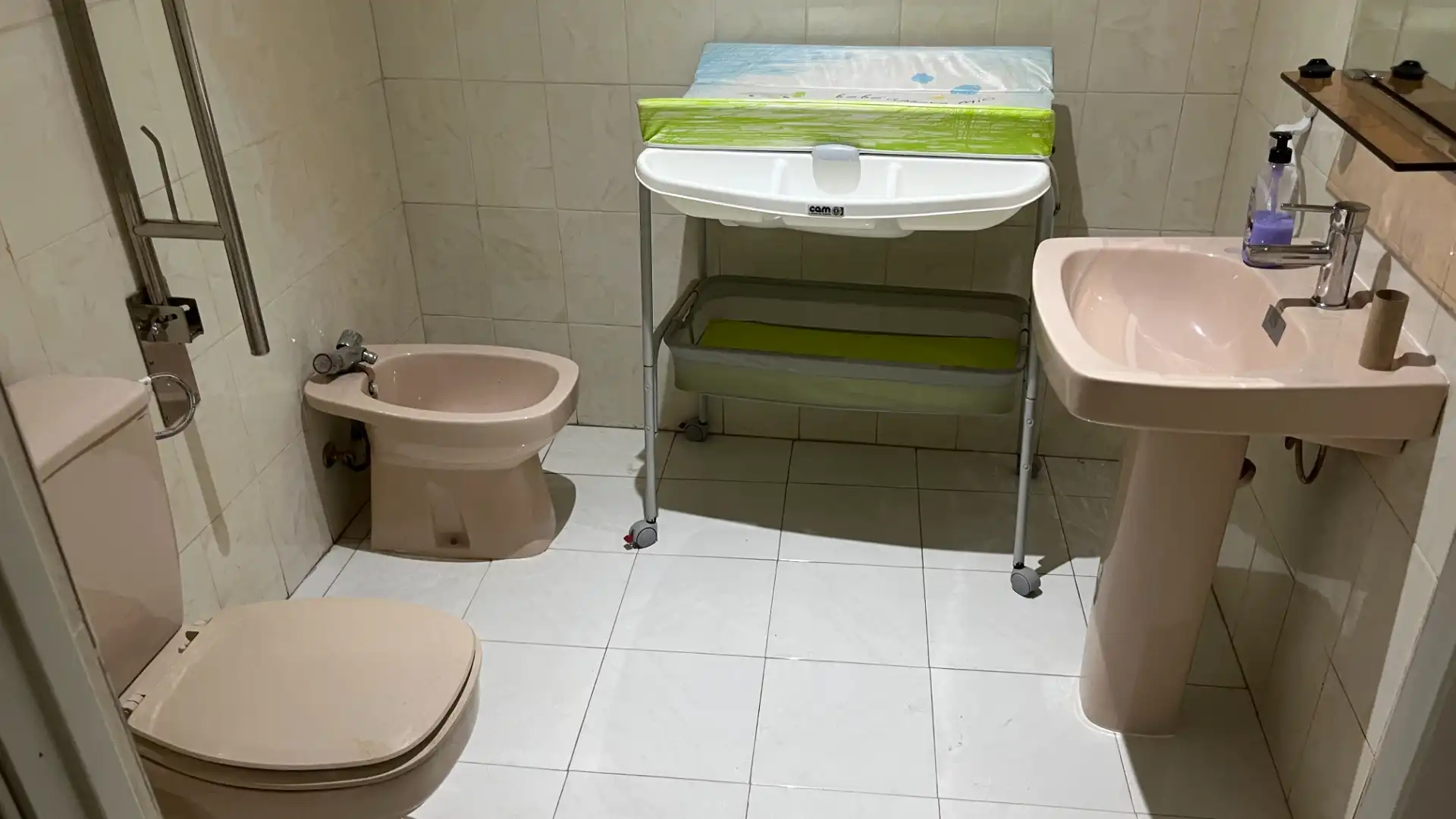 Badezimmer von Geschaftsraum zur Miete in Valencia