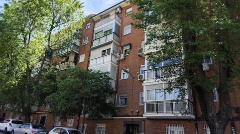 Foto 3 de Piso en venta en Pueblo Nuevo,  Madrid Capital