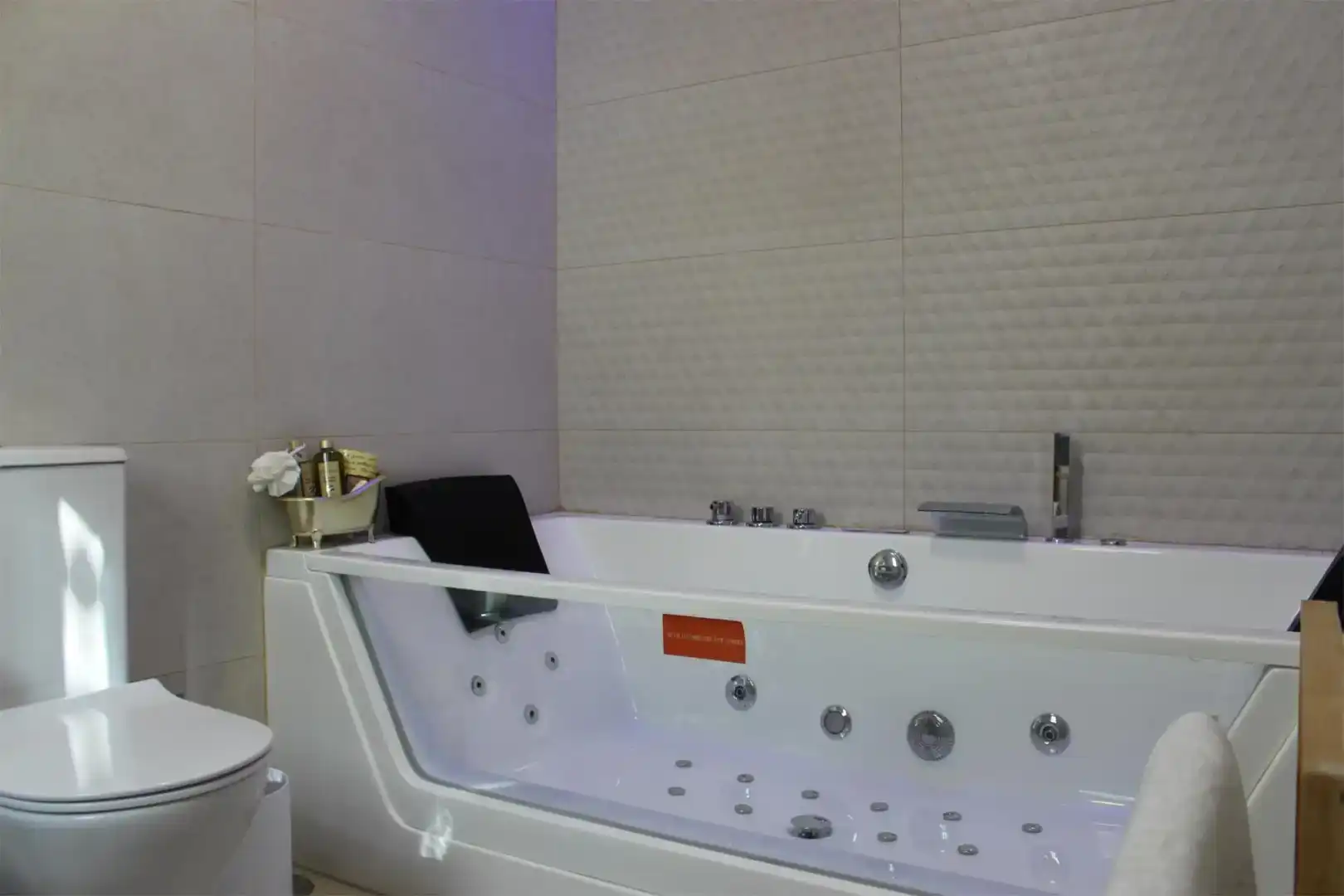 Bany de Casa o xalet de lloguer en Benalup-Casas Viejas amb Aire condicionat i Piscina