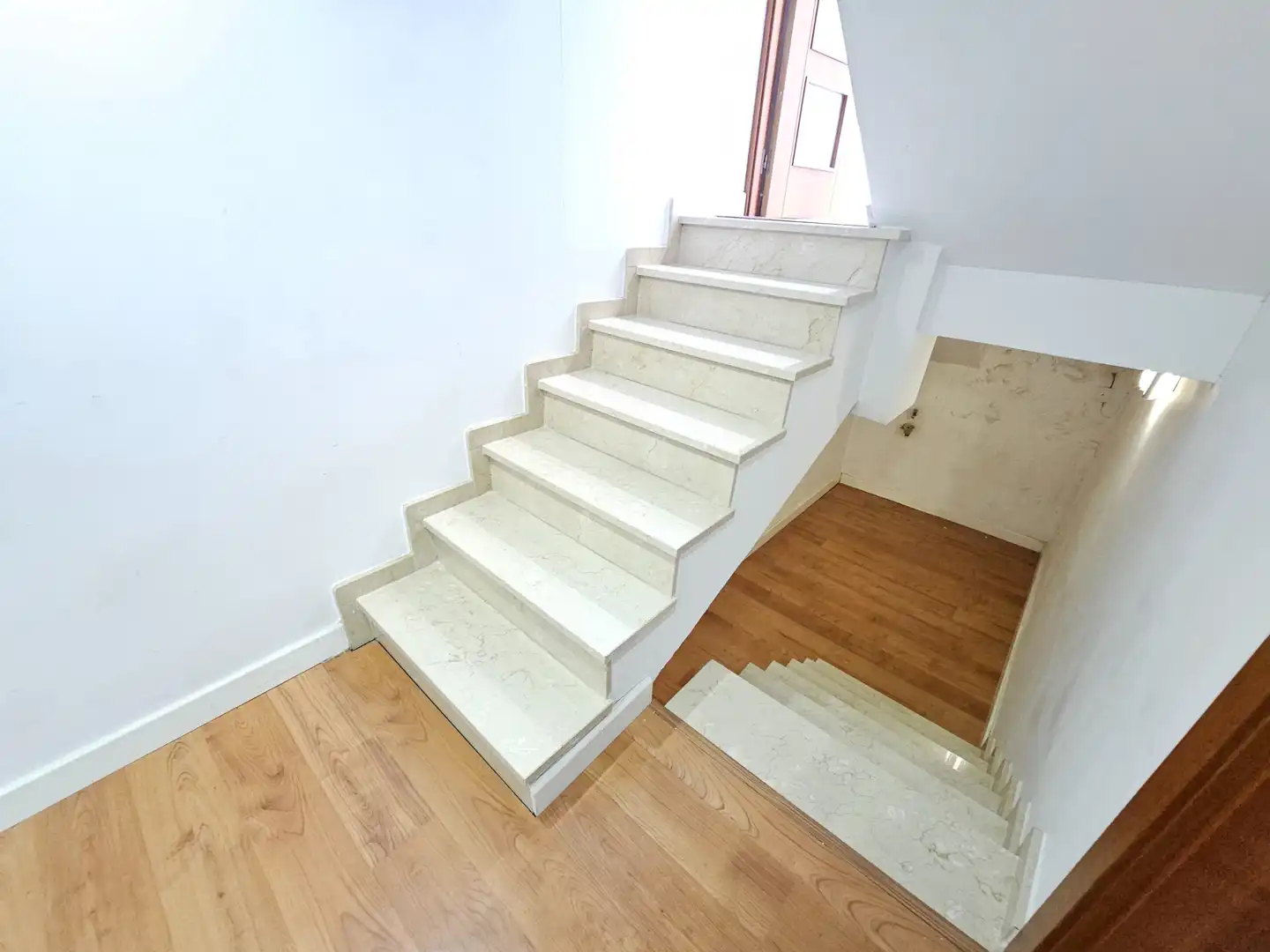 Casa adosada en venta en Ogíjares con Aire acondicionado, Trastero y Amueblado