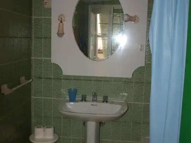 Badezimmer von Wohnung zur Miete in Cervera de la Cañada