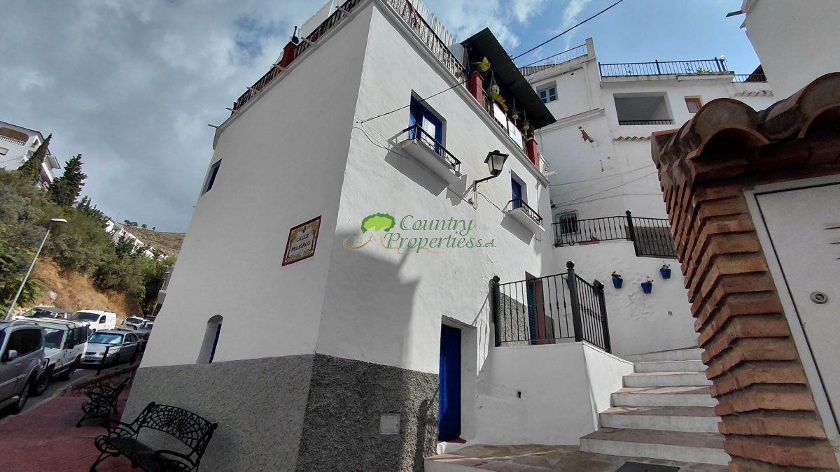 Exterior view of House or chalet for sale in Cómpeta  with Terrace and Storage room
