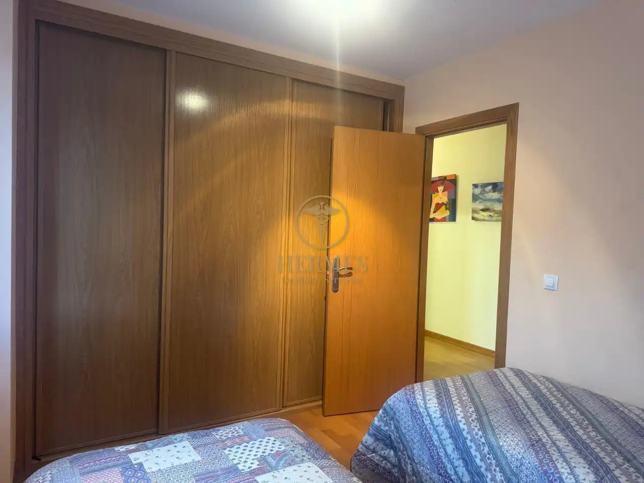 Habitación de Casa adosada en venta en Tomiño con Calefacción, Jardín privado y Terraza