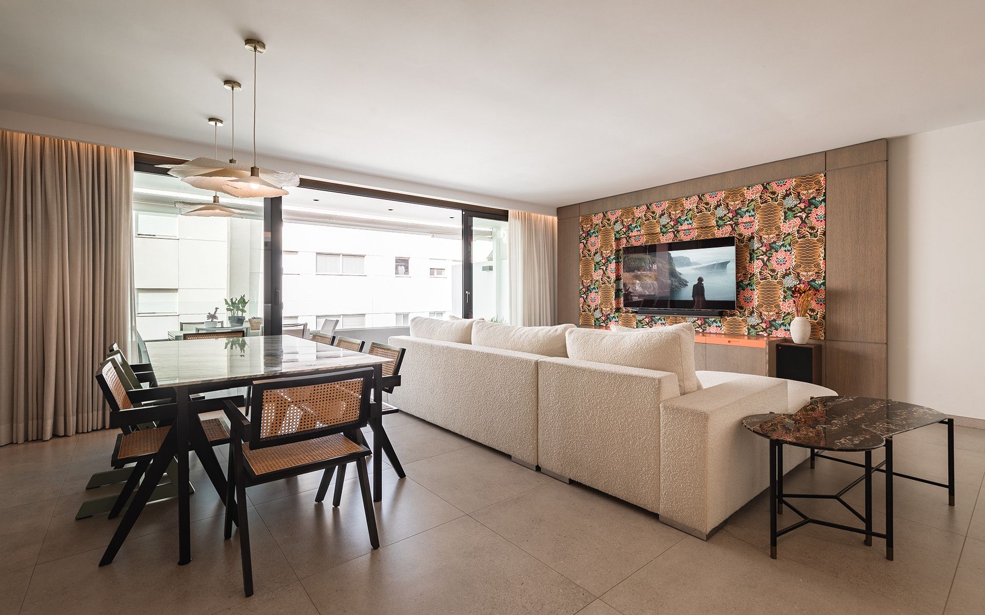 Living room of Attic for sale in Marbella  with Air Conditioner, Terrace and Internet