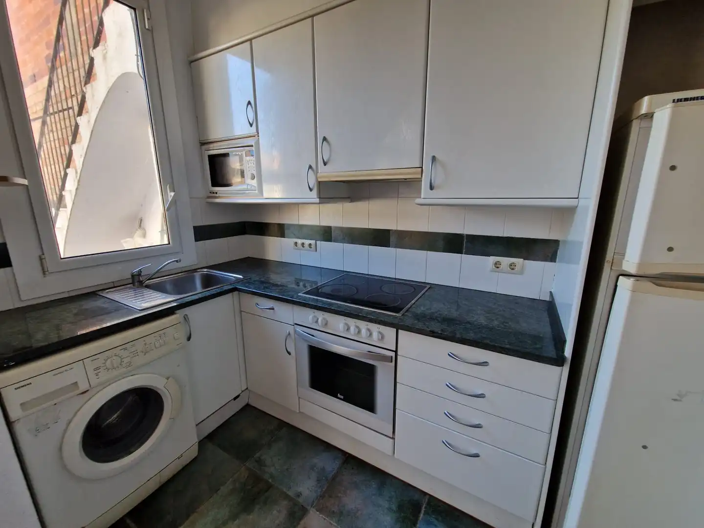 Casa con jardín en venta en Carrer Santa Llogaia, imagen 11