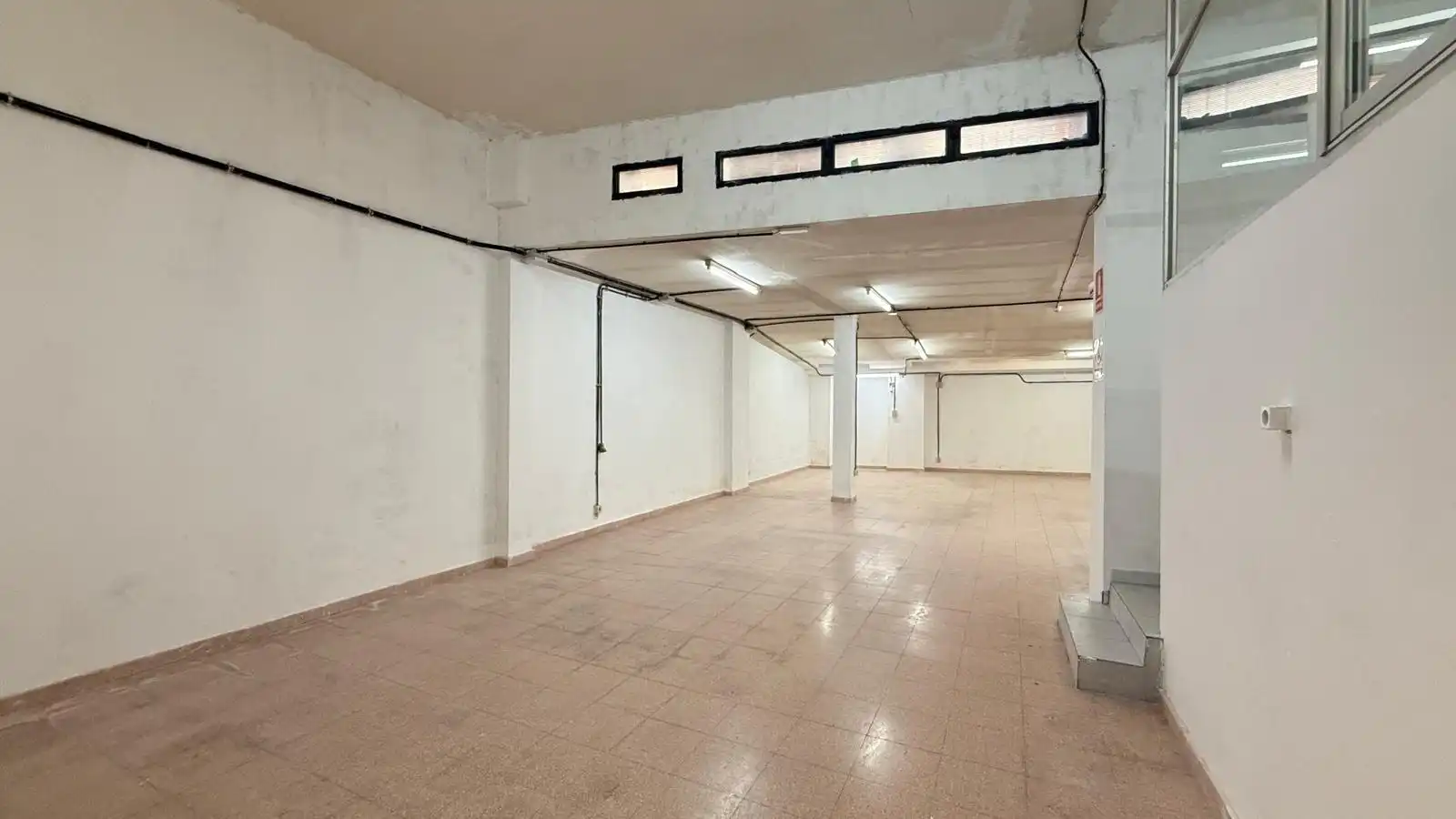 Local comercial en venda a Centre, imagen 2