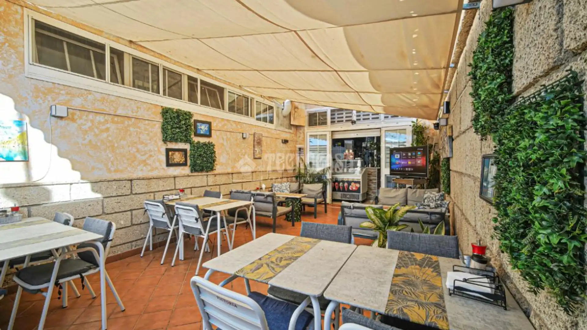 Local en venda en Arona amb Aire condicionat