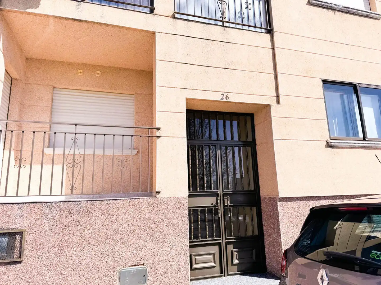 Vista exterior de Pis en venda en La Fuente de San Esteban  amb Calefacció