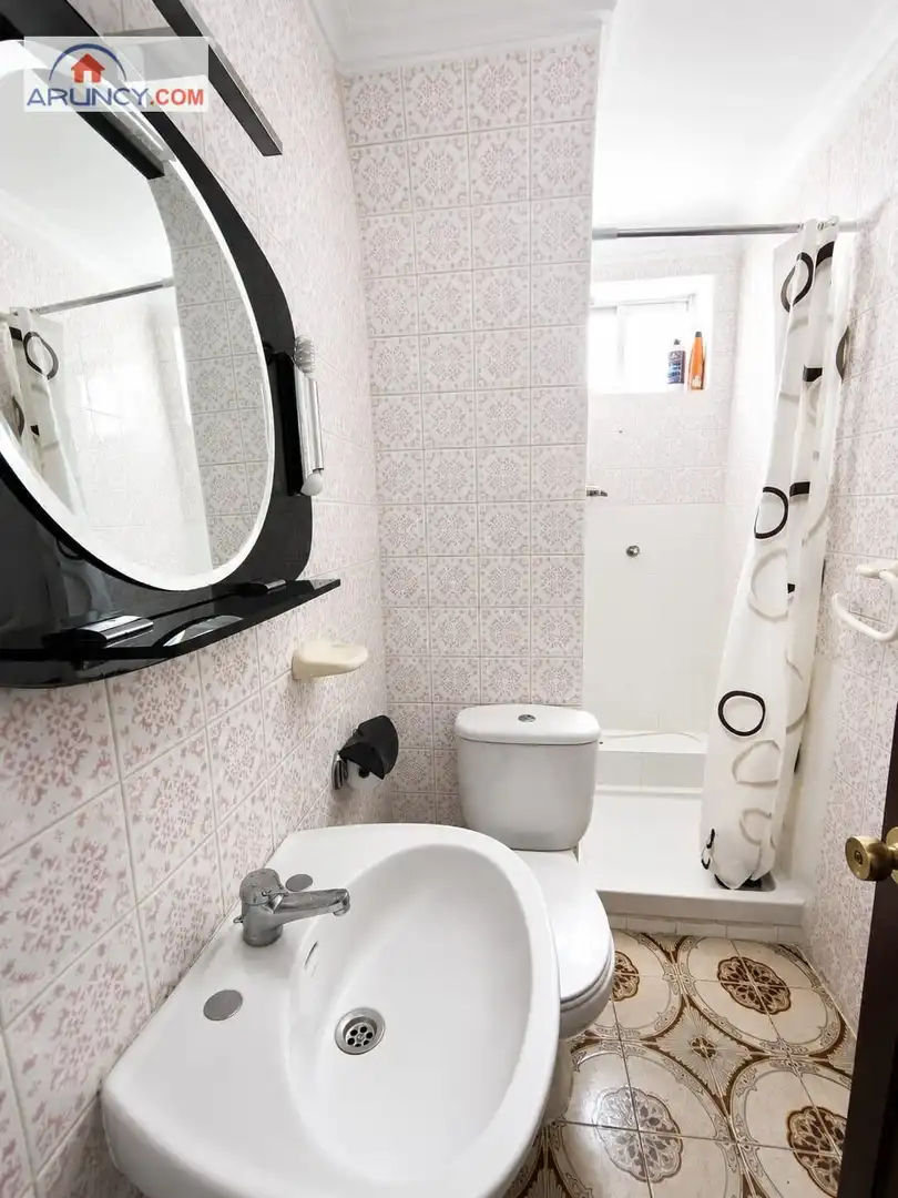 Bathroom of Flat for sale in Sevilla